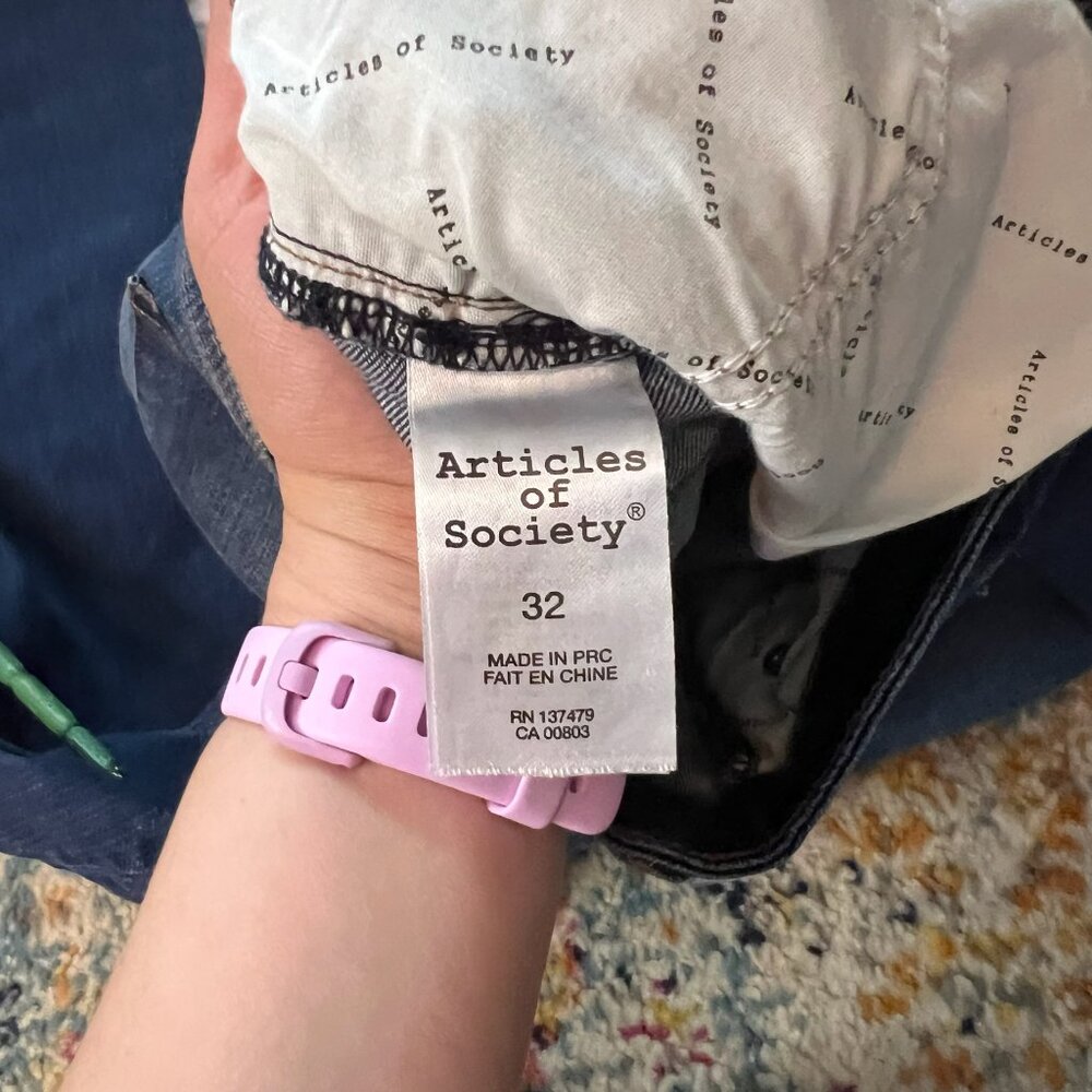 Women's Articles of Society Jeans - Picture 3 of 9